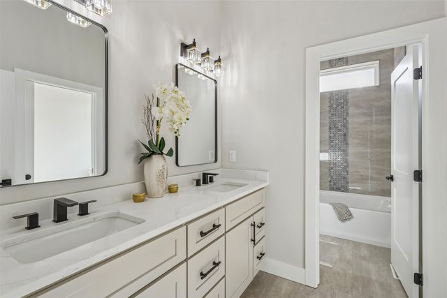 18251 Alderleaf Drive, Clive, IA 50325