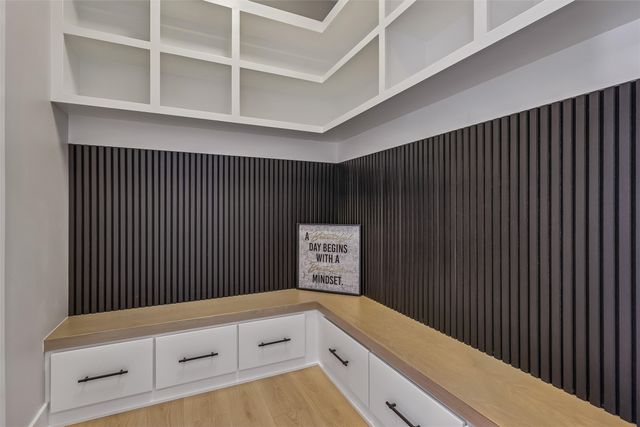 18251 Alderleaf Drive, Clive, IA 50325