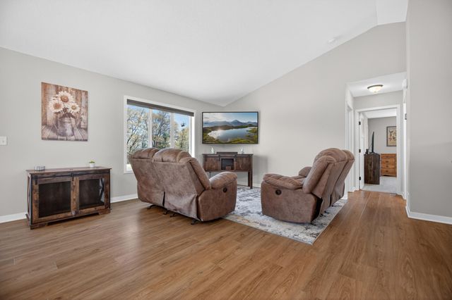 25695 Euclid Avenue, Wyoming, MN 55092