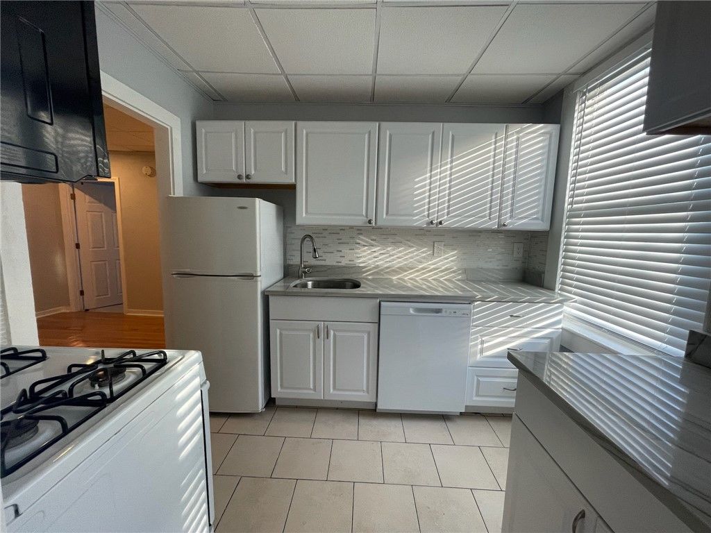 38 Freebody Street 207, Newport, RI 02840