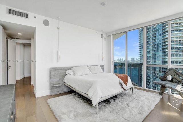 400 Alton Rd PH11, Miami Beach, FL 33139