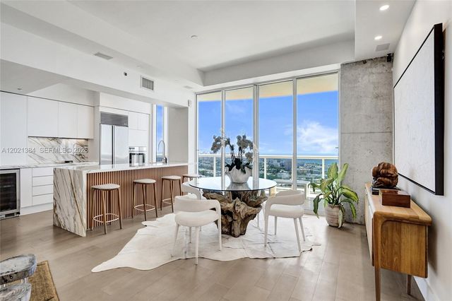 400 Alton Rd PH11, Miami Beach, FL 33139