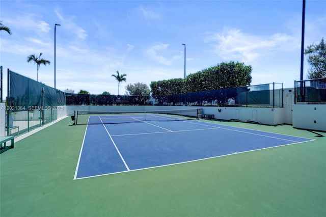 400 Alton Rd PH11, Miami Beach, FL 33139