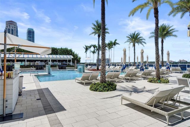 400 Alton Rd PH11, Miami Beach, FL 33139