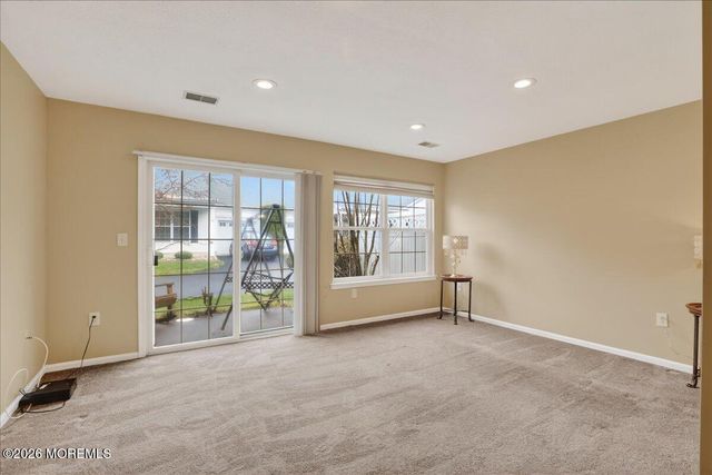 28 Golden Willows Avenue 1000, Lakewood, NJ 08701