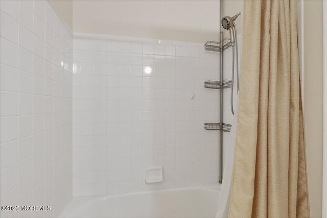 28 Golden Willows Avenue 1000, Lakewood, NJ 08701