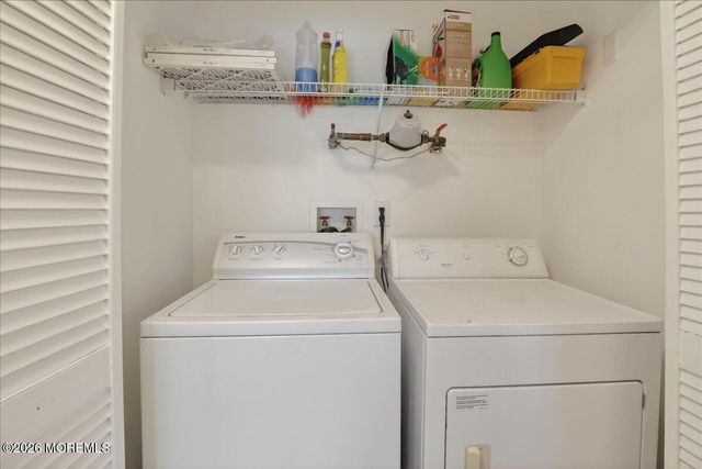 28 Golden Willows Avenue 1000, Lakewood, NJ 08701