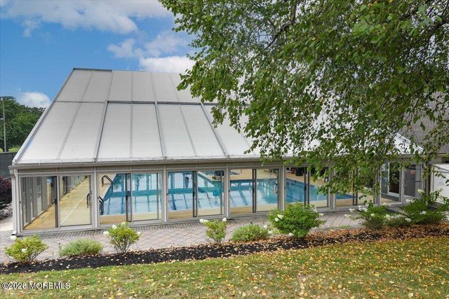 28 Golden Willows Avenue 1000, Lakewood, NJ 08701