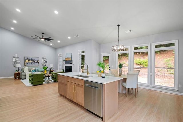 3981 Bear Ridge NW Place, Kennesaw, GA 30144