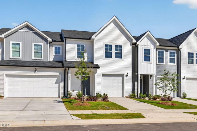 3217 Bailey Lake Drive 227, Fuquay Varina, NC 27526
