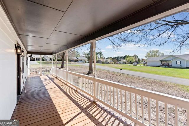 101 Doe Lane SE, Calhoun, GA 30701