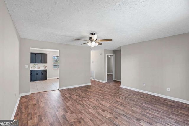 101 Doe Lane SE, Calhoun, GA 30701