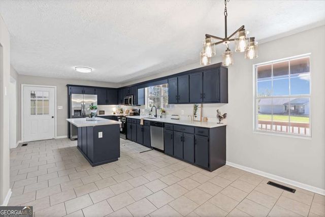 101 Doe Lane SE, Calhoun, GA 30701