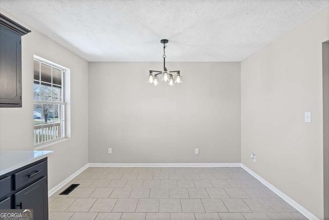 101 Doe Lane SE, Calhoun, GA 30701