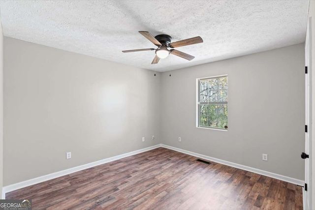 101 Doe Lane SE, Calhoun, GA 30701