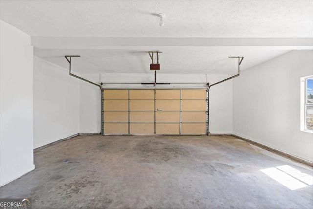 101 Doe Lane SE, Calhoun, GA 30701