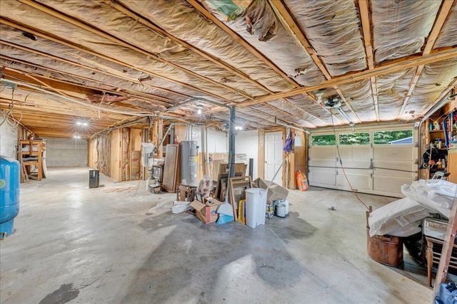 6932 Mary B PL, Roanoke, VA 24018