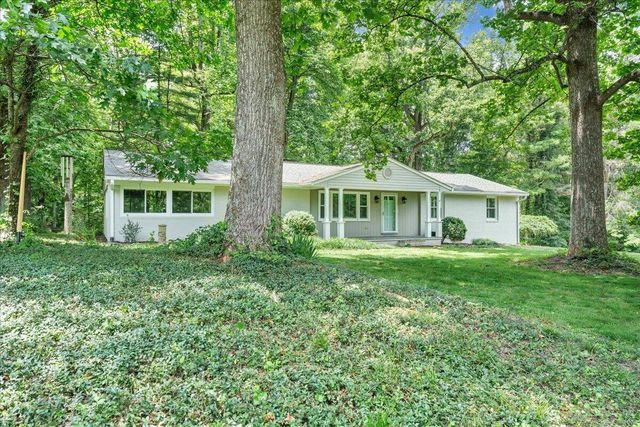6932 Mary B PL, Roanoke, VA 24018