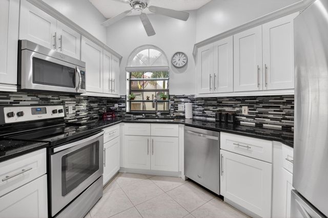 5195 Europa Drive L, Boynton Beach, FL 33437