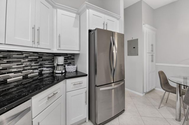 5195 Europa Drive L, Boynton Beach, FL 33437