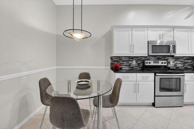 5195 Europa Drive L, Boynton Beach, FL 33437