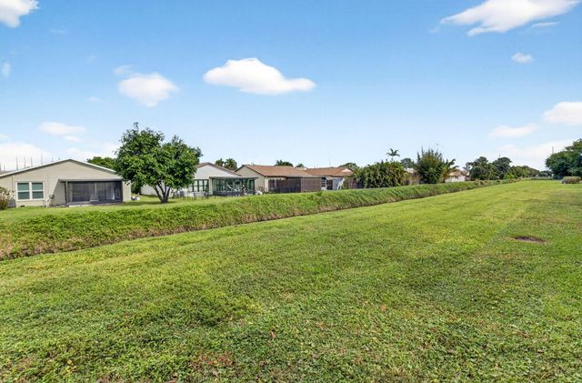 5195 Europa Drive L, Boynton Beach, FL 33437