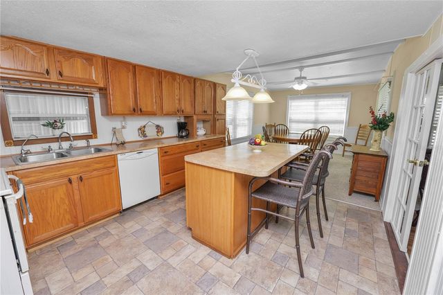 6356 BEECHWOOD AVENUE, Lake Wales, FL 33898