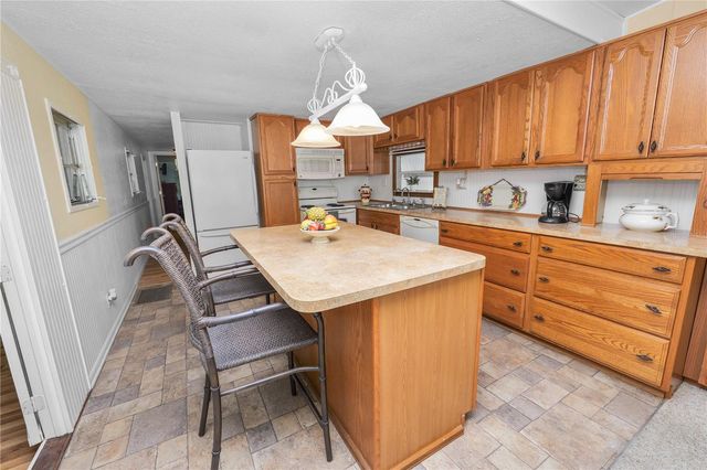 6356 BEECHWOOD AVENUE, Lake Wales, FL 33898