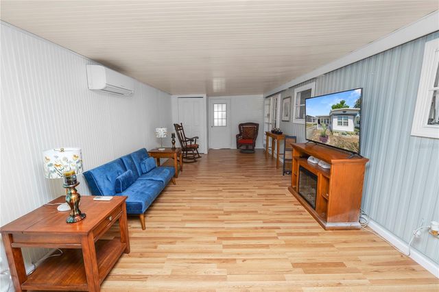 6356 BEECHWOOD AVENUE, Lake Wales, FL 33898