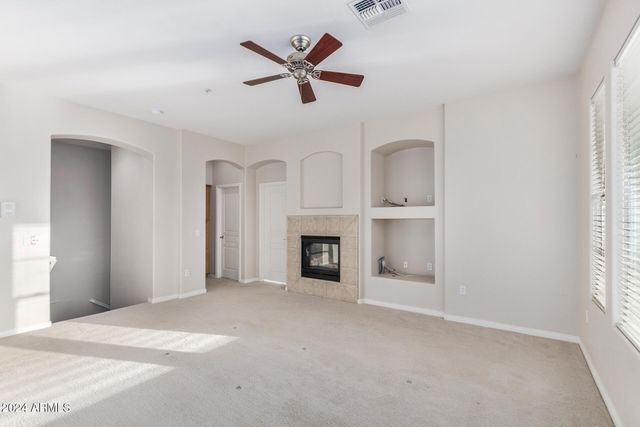 19475 N GRAYHAWK Drive 2077, Scottsdale, AZ 85255