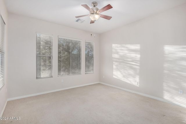 19475 N GRAYHAWK Drive 2077, Scottsdale, AZ 85255