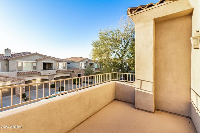 19475 N GRAYHAWK Drive 2077, Scottsdale, AZ 85255