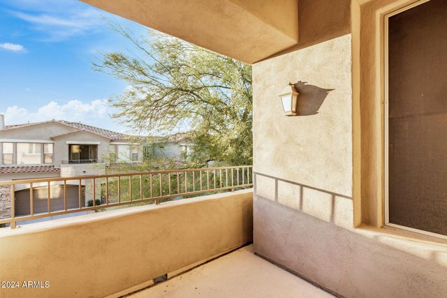 19475 N GRAYHAWK Drive 2077, Scottsdale, AZ 85255