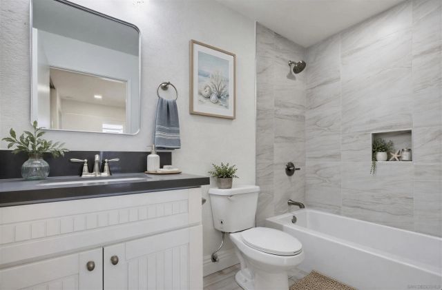 3140 Midway Dr A202, San Diego, CA 92110