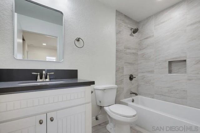 3140 Midway Dr A202, San Diego, CA 92110