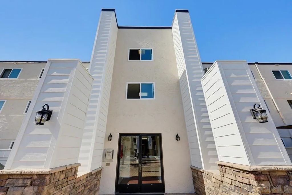 3140 Midway Dr A202, San Diego, CA 92110
