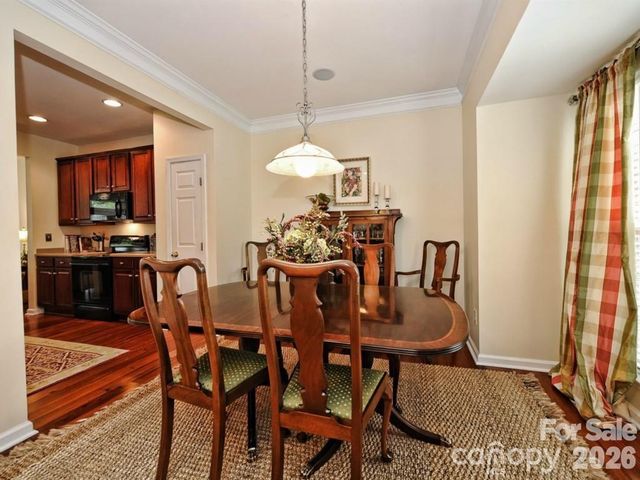 10412 Berkeley Woods Lane, Charlotte, NC 28277