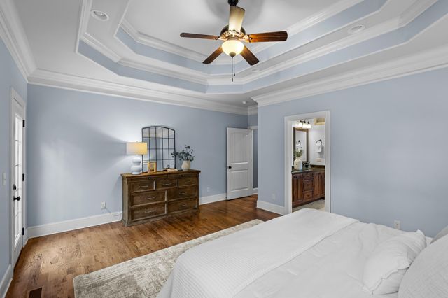978 Brooke Stone Drive, Soddy Daisy, TN 37379
