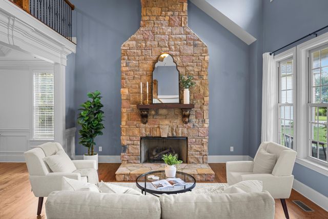 978 Brooke Stone Drive, Soddy Daisy, TN 37379