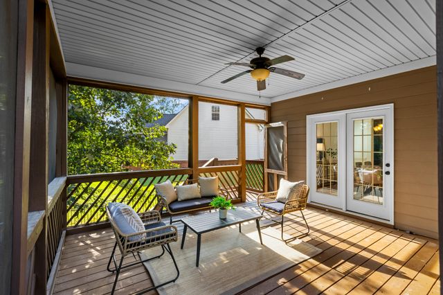 978 Brooke Stone Drive, Soddy Daisy, TN 37379