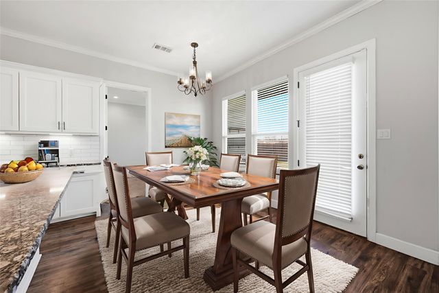 315 Ashwood Street, Azle, TX 76020