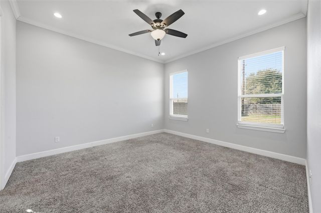 315 Ashwood Street, Azle, TX 76020