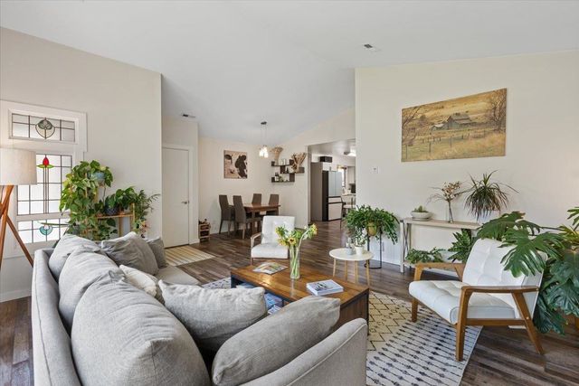 3420 S Tekoa St, Spokane, WA 99203