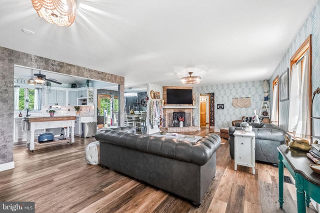 705 GARDEN RD, Pittsgrove, NJ 08318