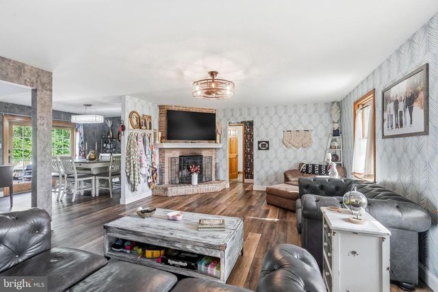 705 GARDEN RD, Pittsgrove, NJ 08318