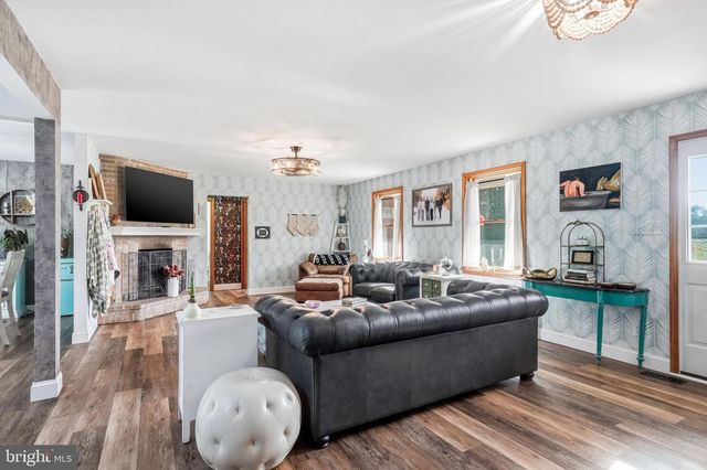 705 GARDEN RD, Pittsgrove, NJ 08318