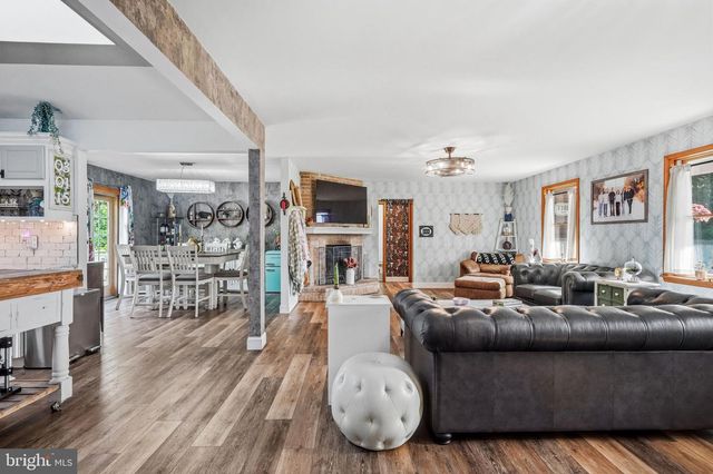 705 GARDEN RD, Pittsgrove, NJ 08318