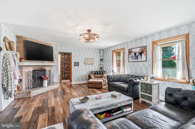 705 GARDEN RD, Pittsgrove, NJ 08318