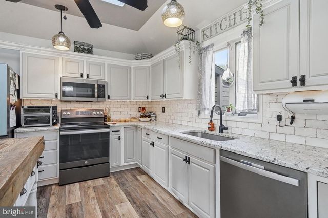 705 GARDEN RD, Pittsgrove, NJ 08318