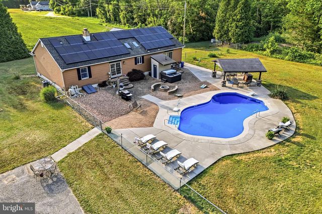 705 GARDEN RD, Pittsgrove, NJ 08318